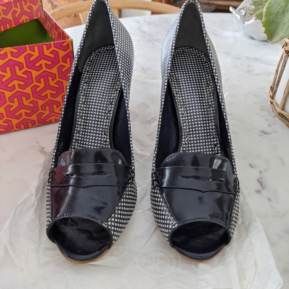 Size 8.5 Tory Burch heels